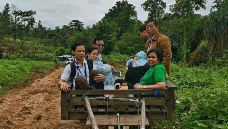 RAI2E partners on a field monitoring visit, which provides an opportunity for them to understand the practical implementation of the programme, Kayin State, Myanmar.  Photo: UNOPS